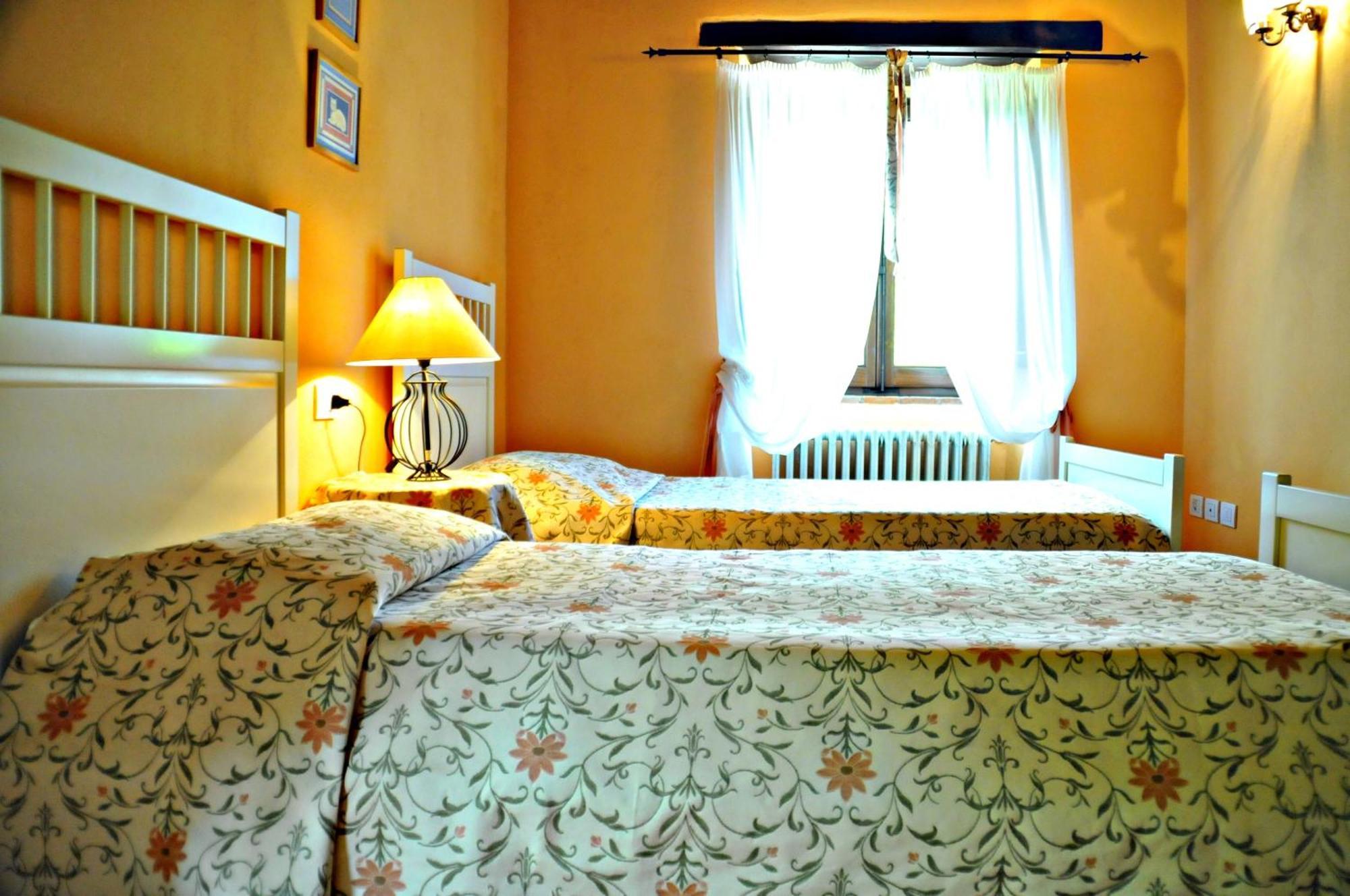 Agriturismo Popolano Di Sotto Marradi Zimmer foto